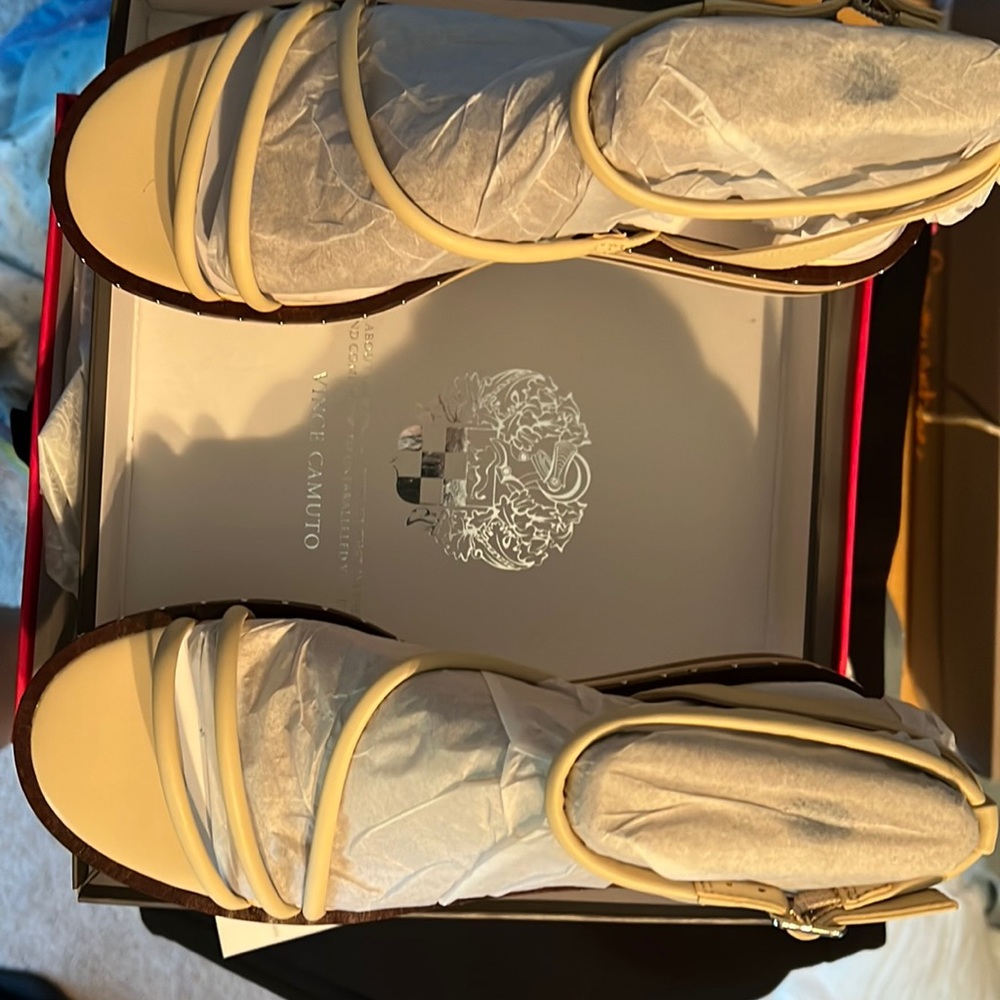 Vince Camino sandals